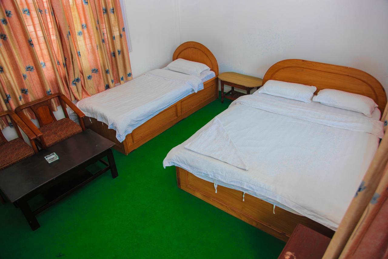 Giri Guest House Pokhara Dış mekan fotoğraf