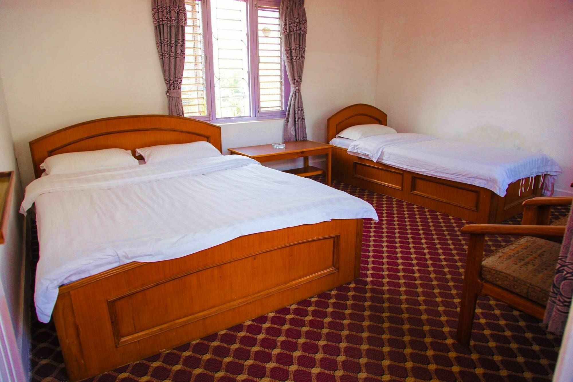 Giri Guest House Pokhara Dış mekan fotoğraf