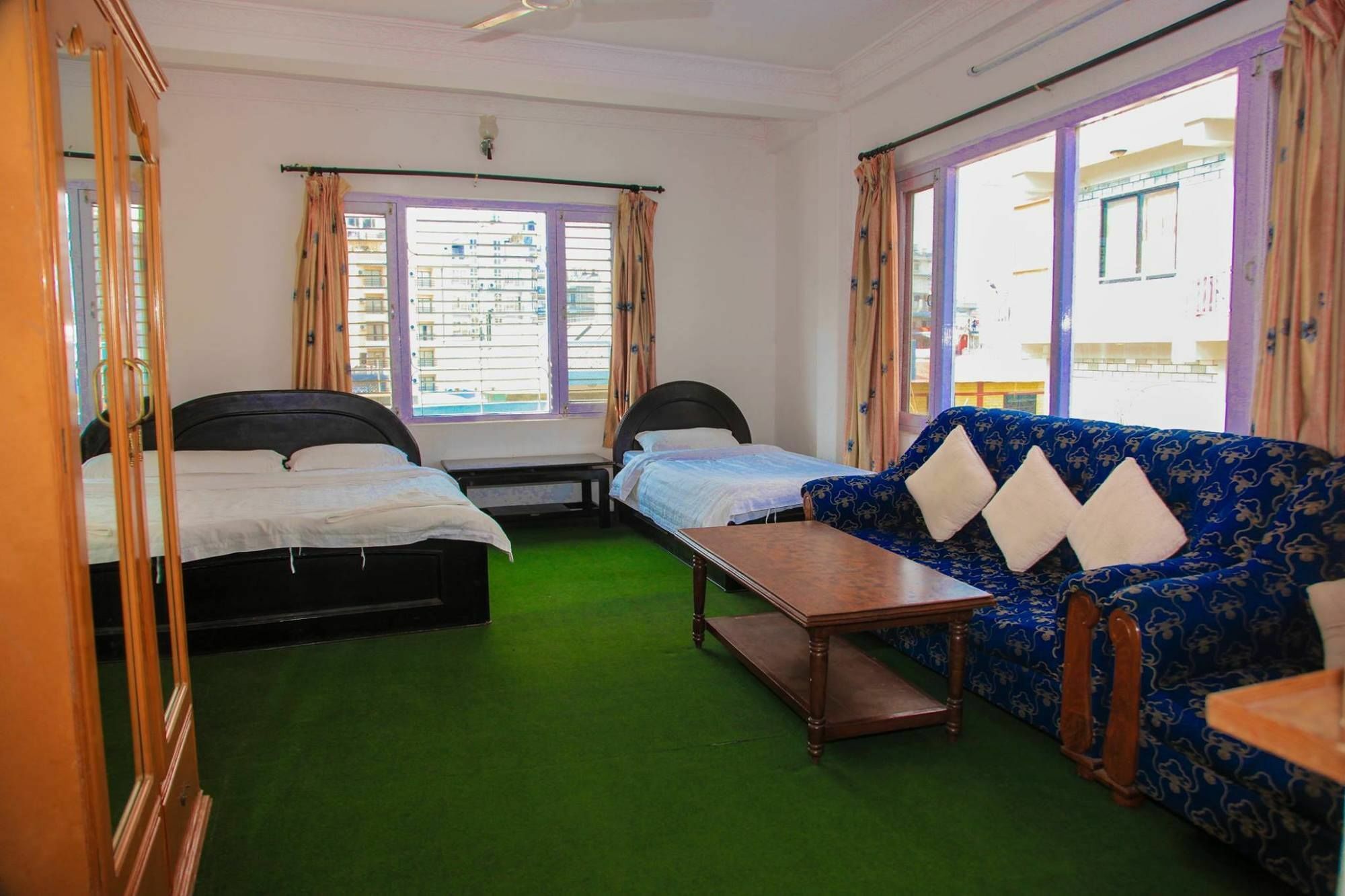 Giri Guest House Pokhara Dış mekan fotoğraf